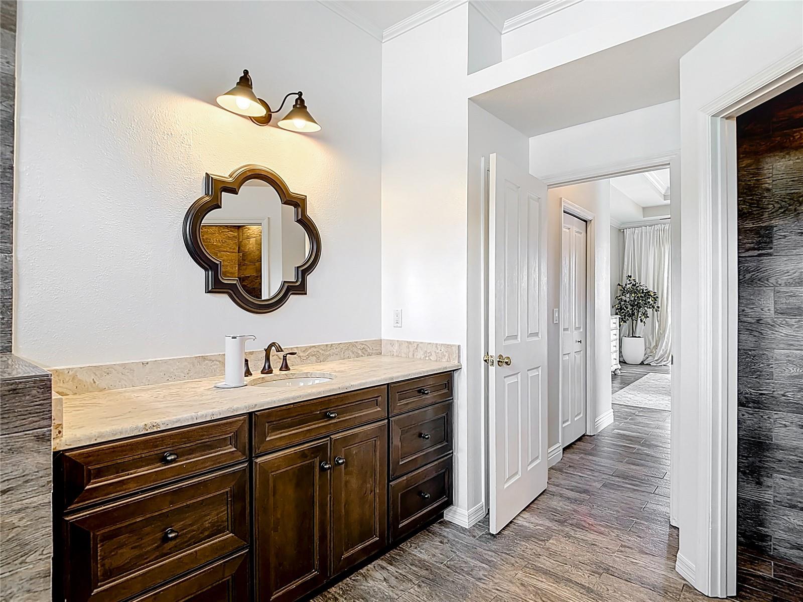 Listing photo id 36 for 1443 Obear Court
