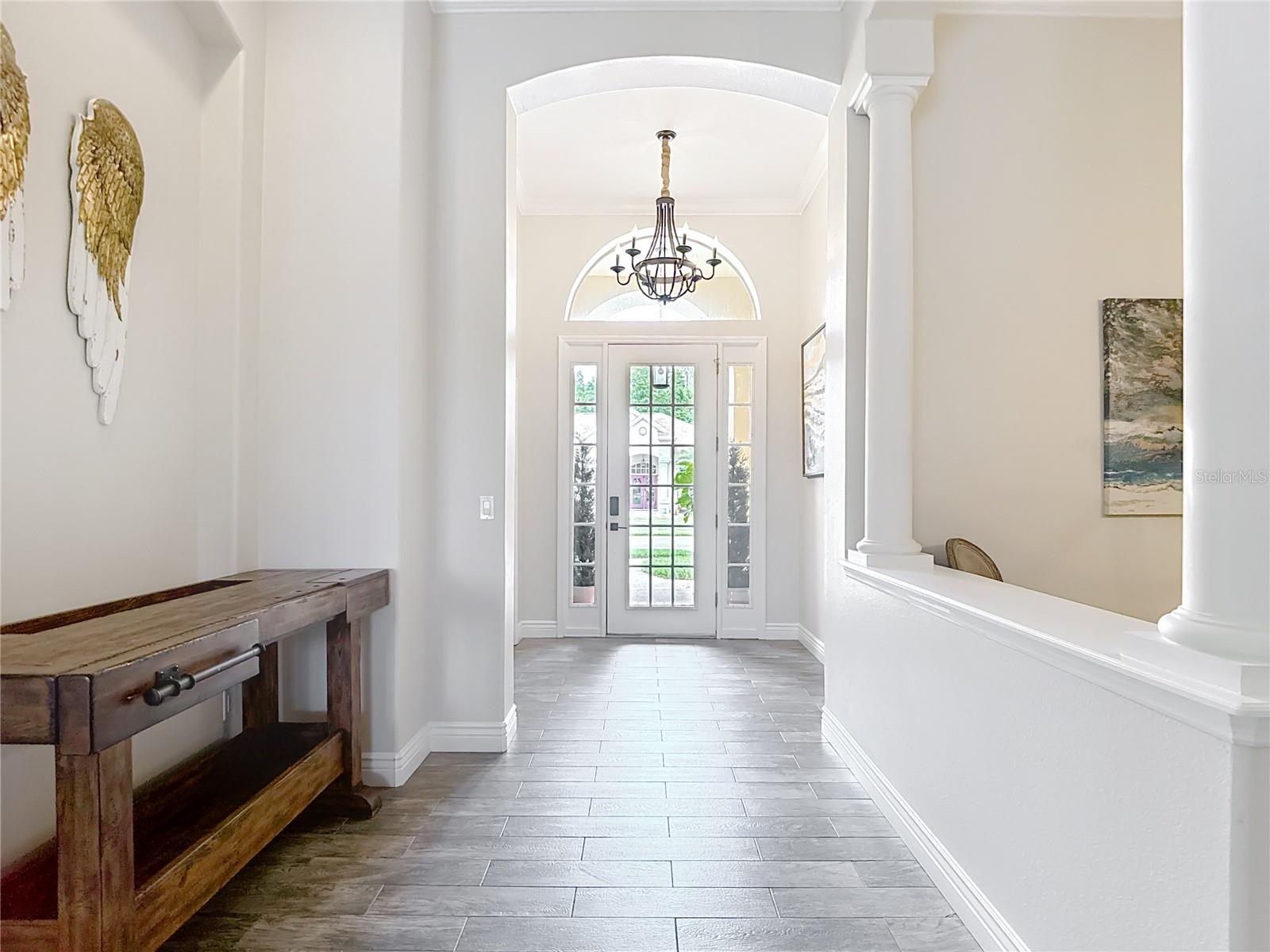 Listing photo id 5 for 1443 Obear Court