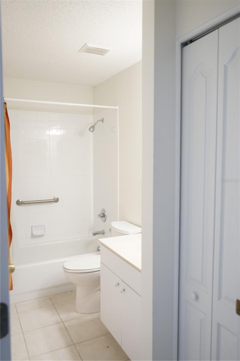 Image 31 of 67 For 2325 Brookfield Greens Circle 41