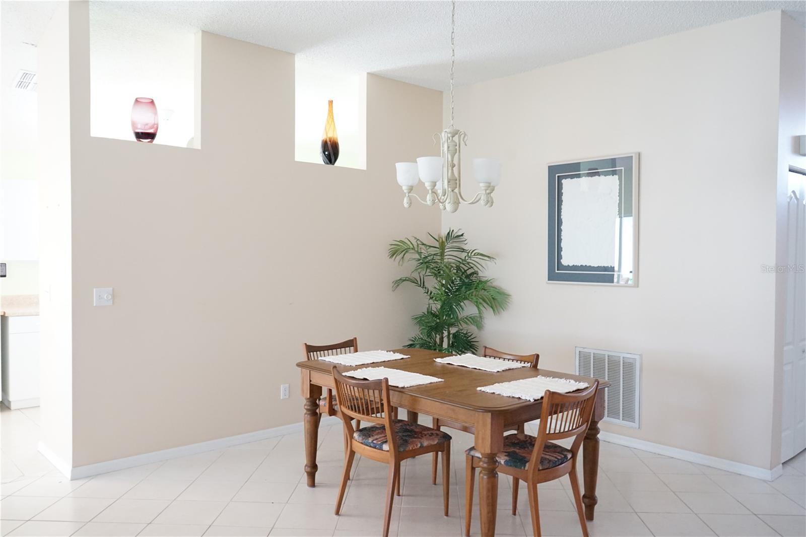 Image 6 of 67 For 2325 Brookfield Greens Circle 41