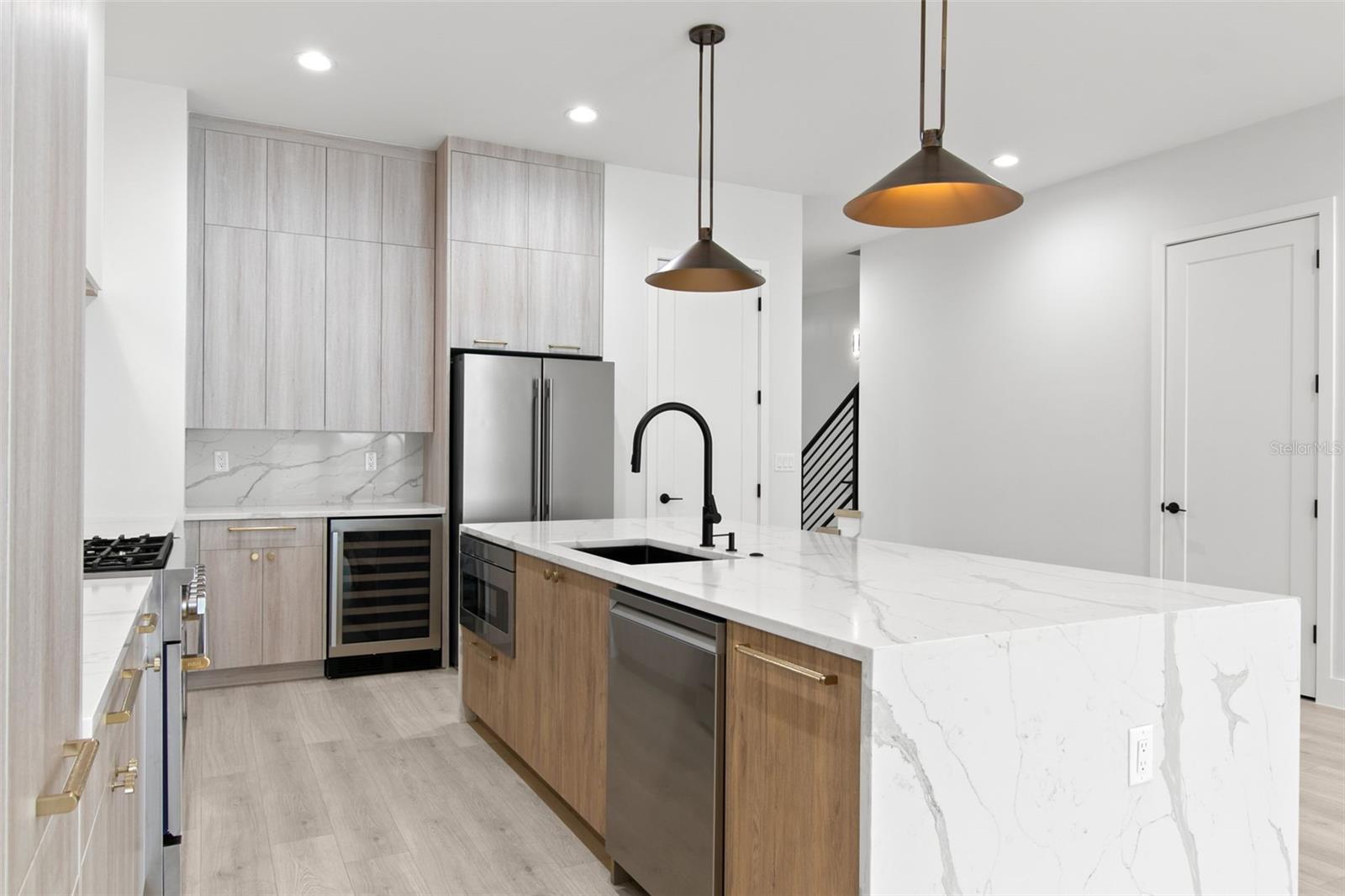 Image 5 of 23 For 2209 Boulevard  2