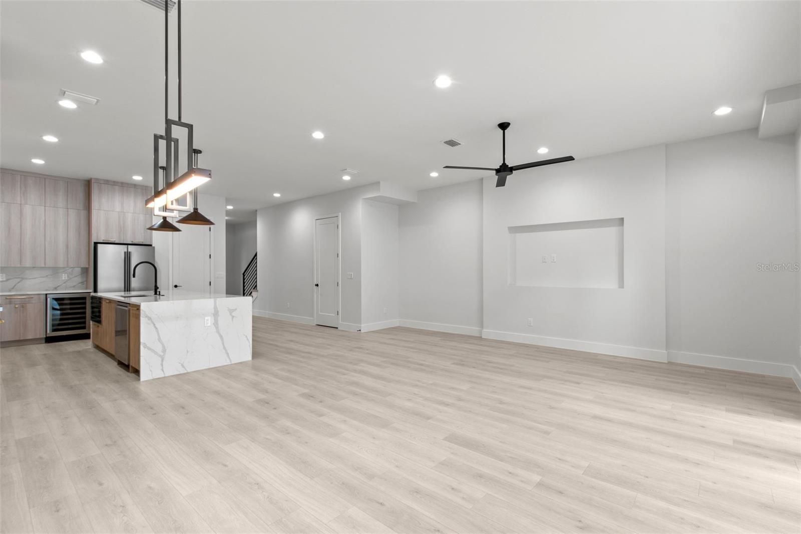 Image 7 of 23 For 2209 Boulevard  2