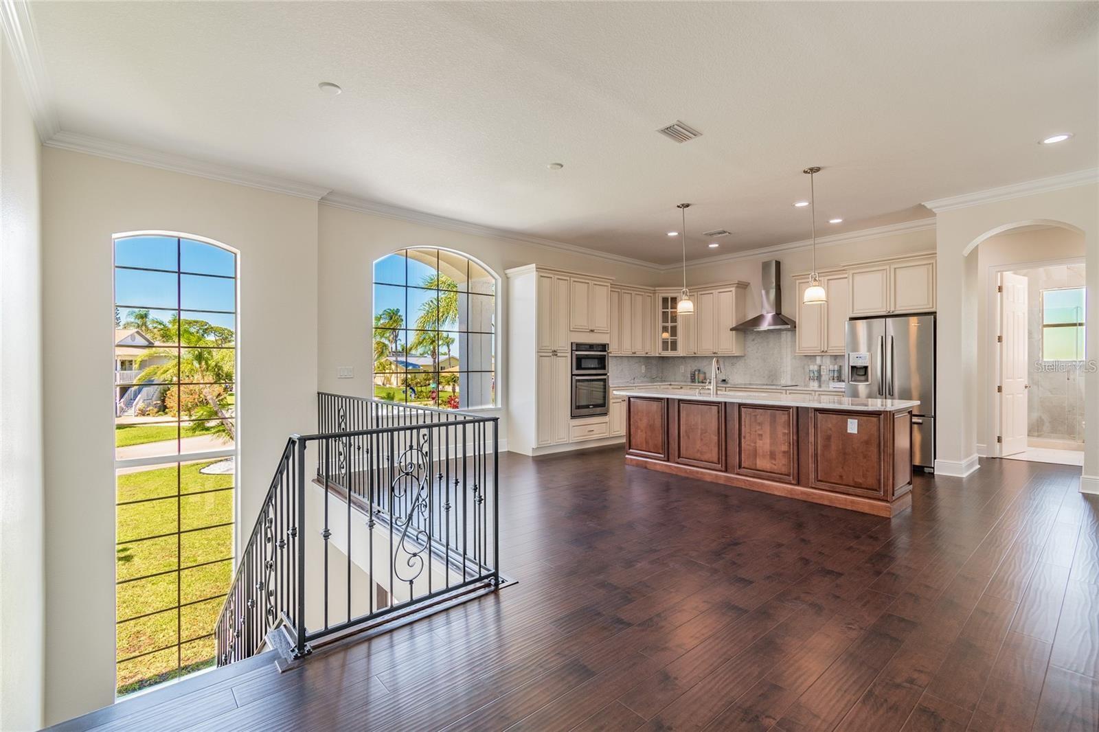 Image 4 of 16 For 4353 Dewey Drive