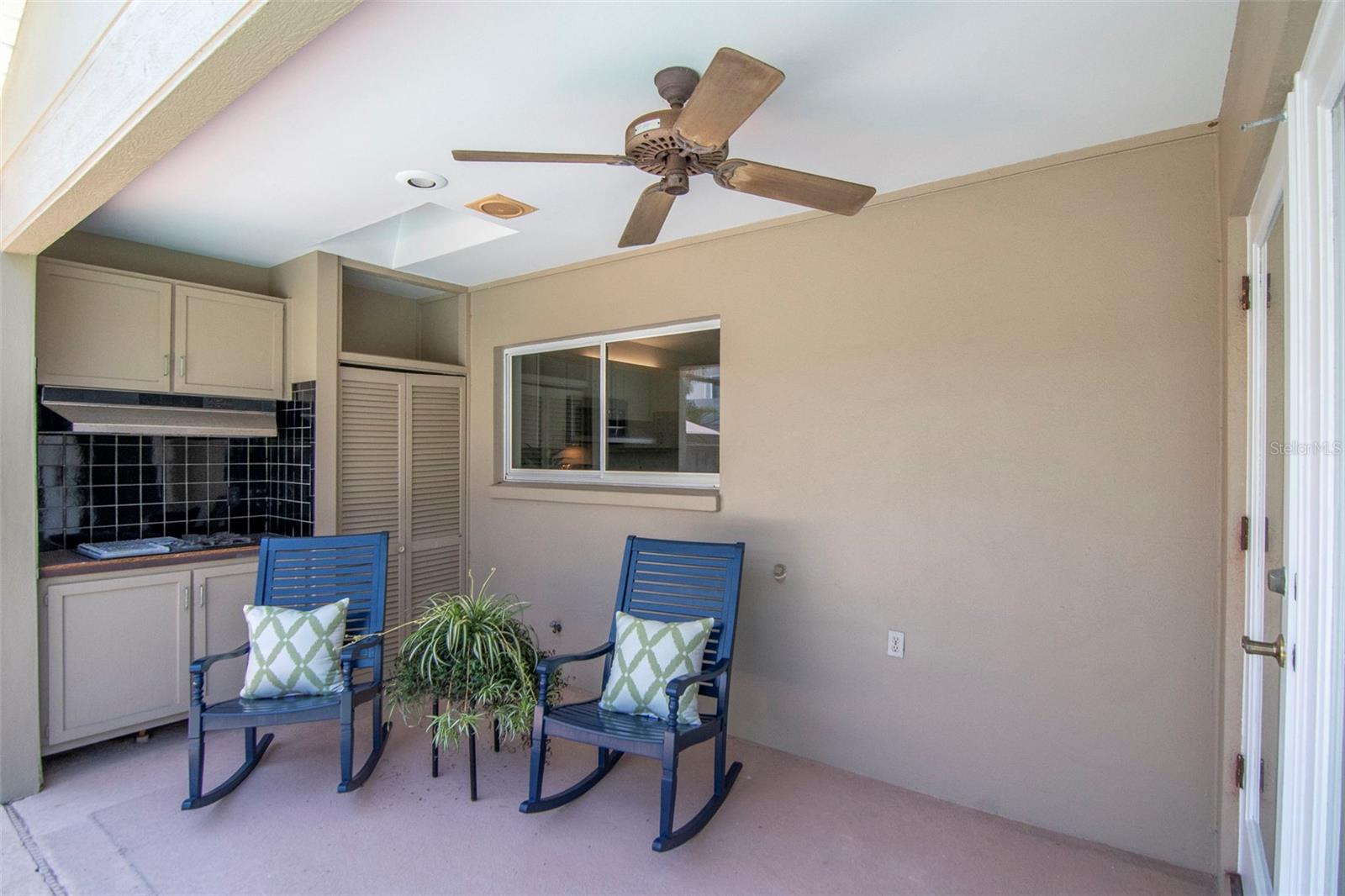 Image 17 of 35 For 2120 Hesperides Street
