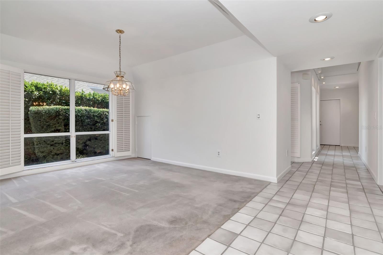 Image 32 of 35 For 2120 Hesperides Street