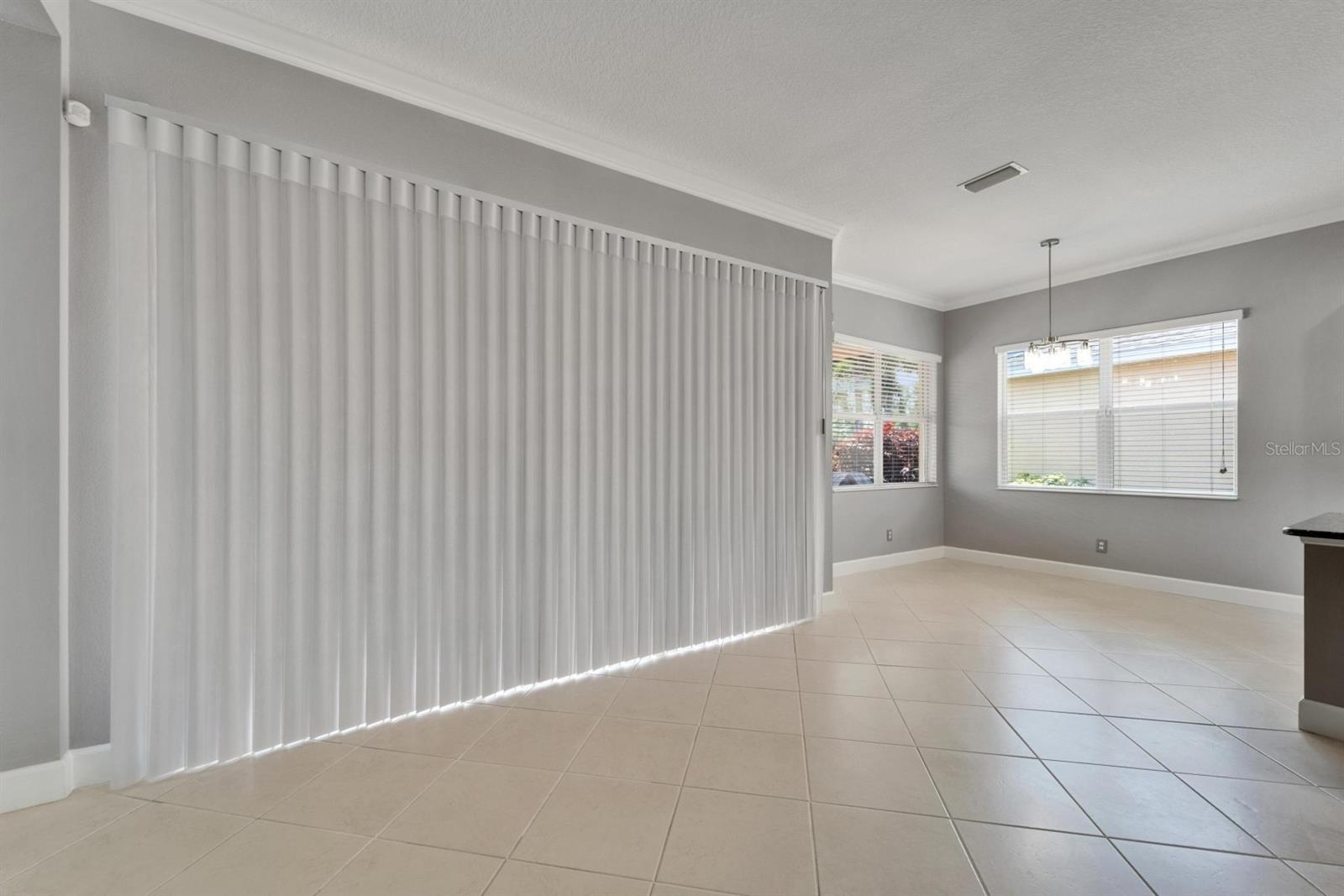 Image 21 of 50 For 1643 Emerald Dunes Drive