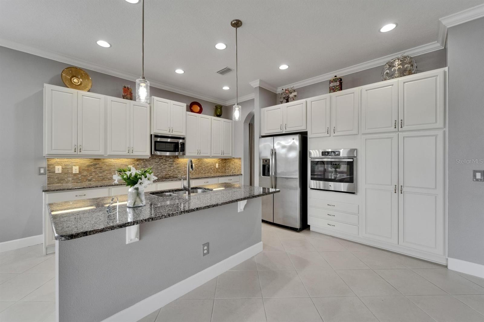 Image 22 of 50 For 1643 Emerald Dunes Drive
