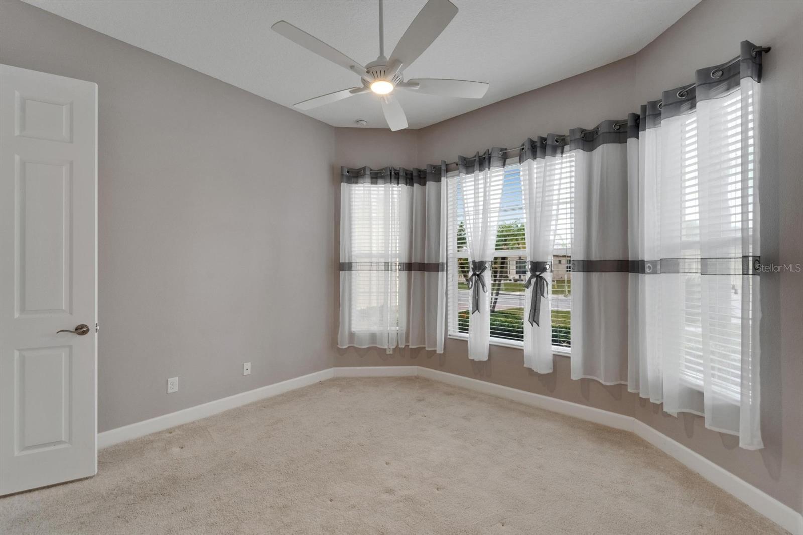 Image 34 of 50 For 1643 Emerald Dunes Drive