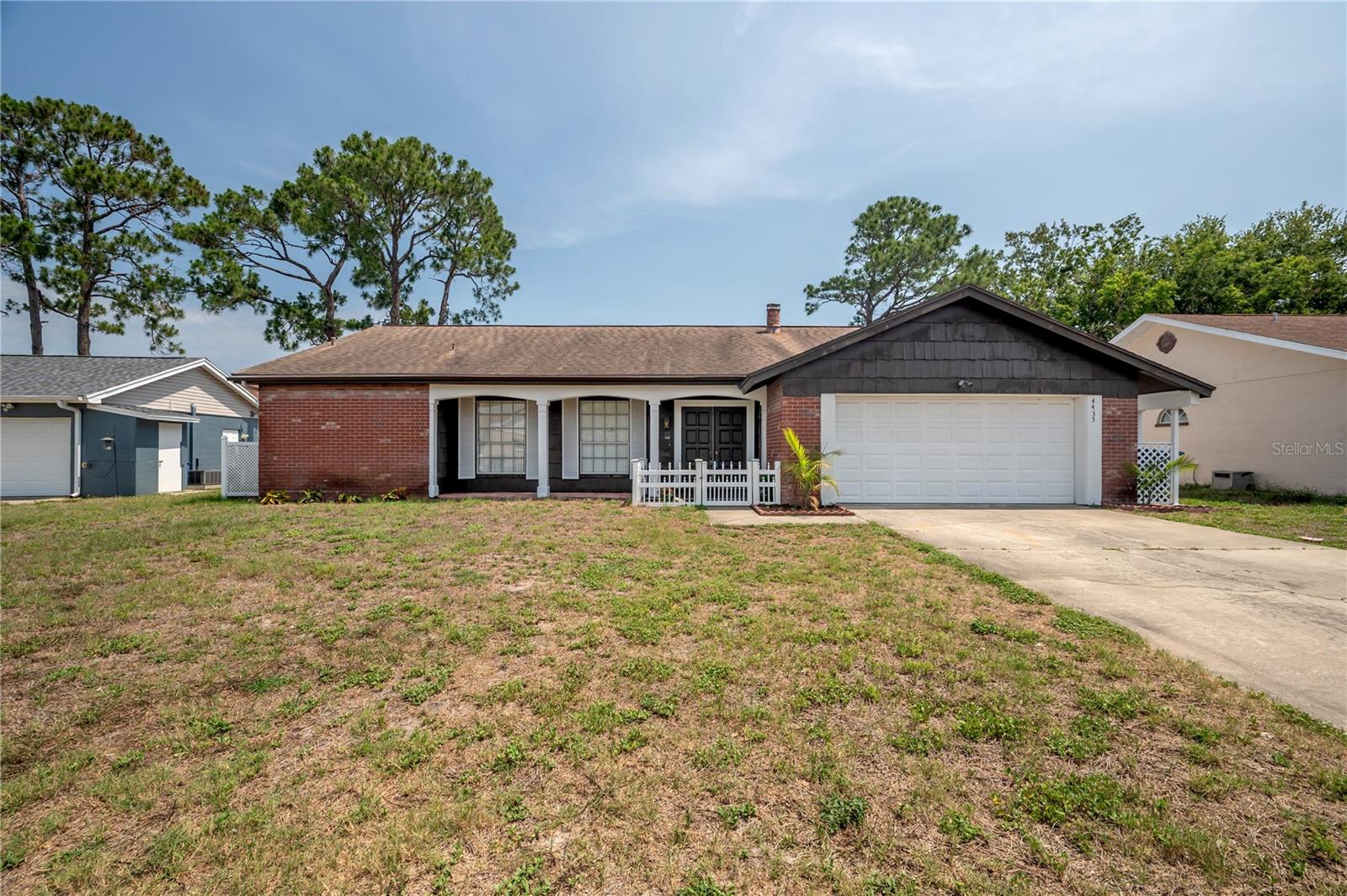 Listing photo id 0 for 4435 Sail Drive