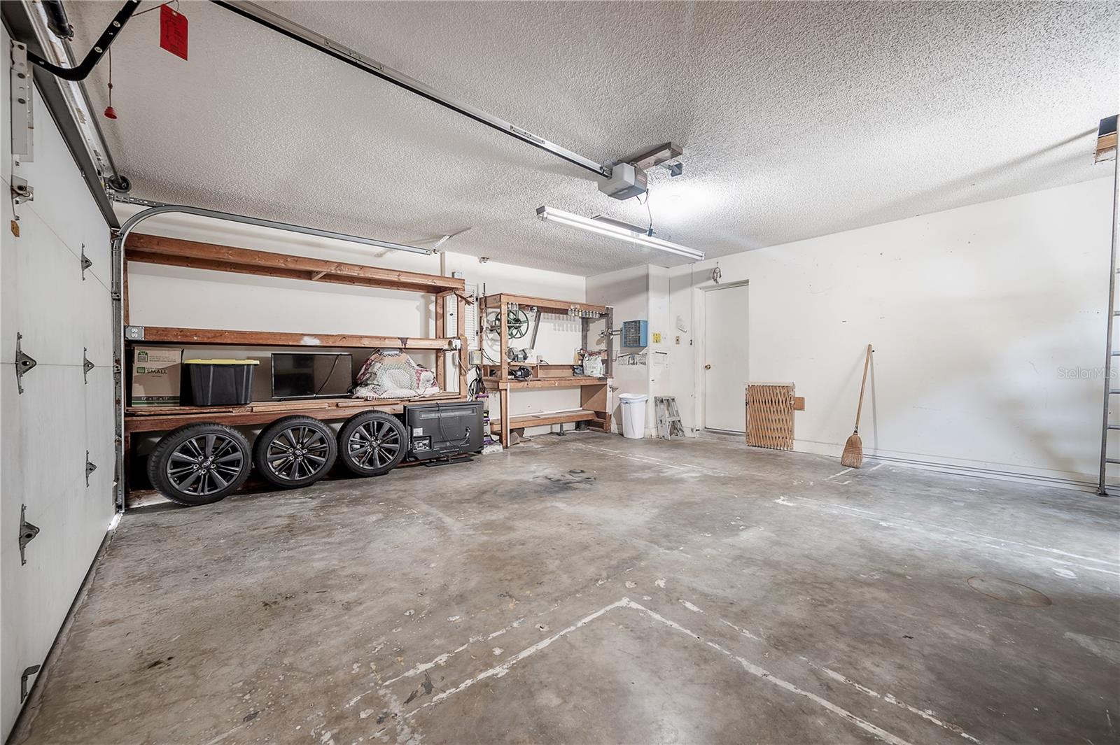 Listing photo id 22 for 4435 Sail Drive