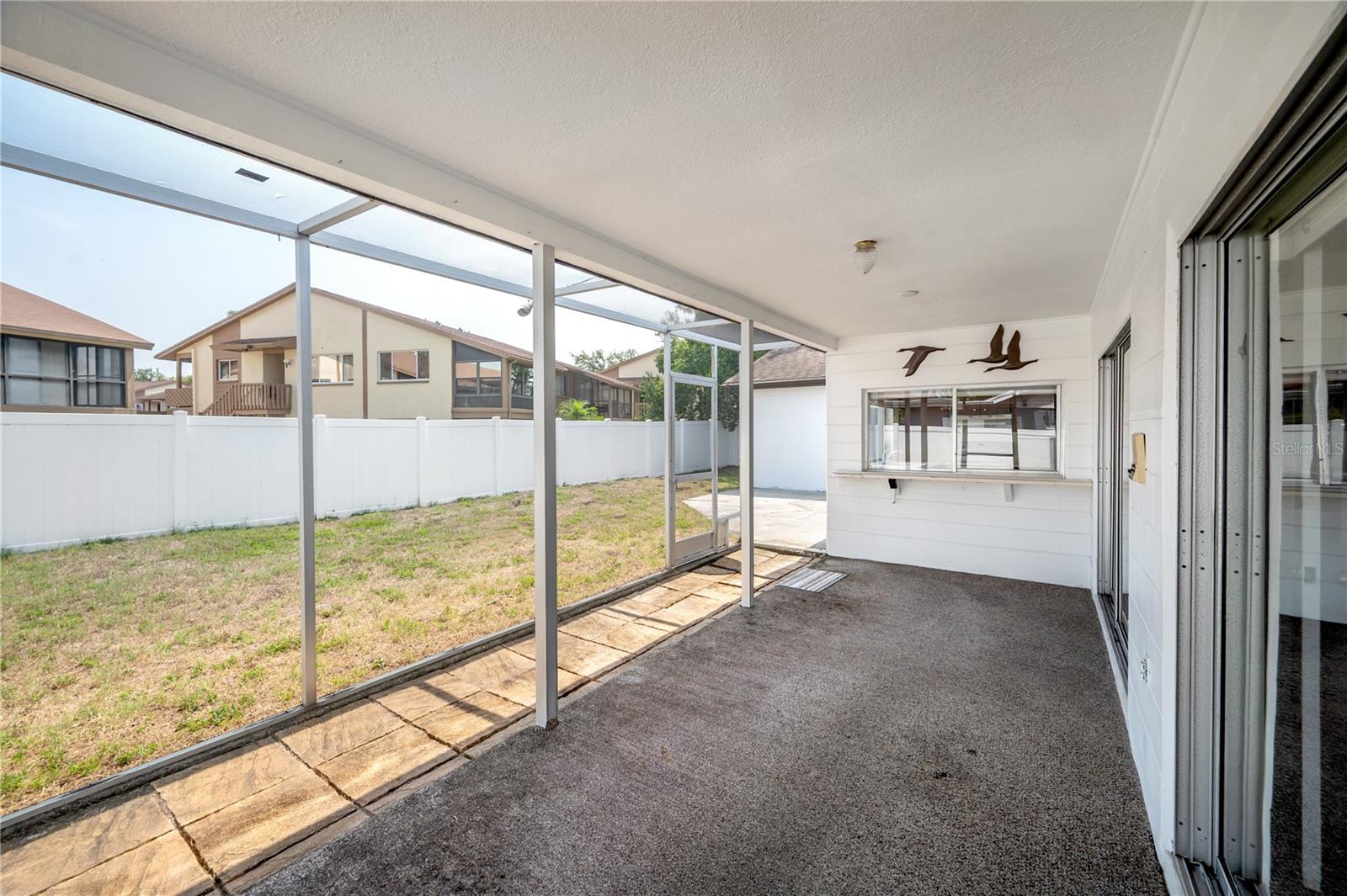 Listing photo id 24 for 4435 Sail Drive