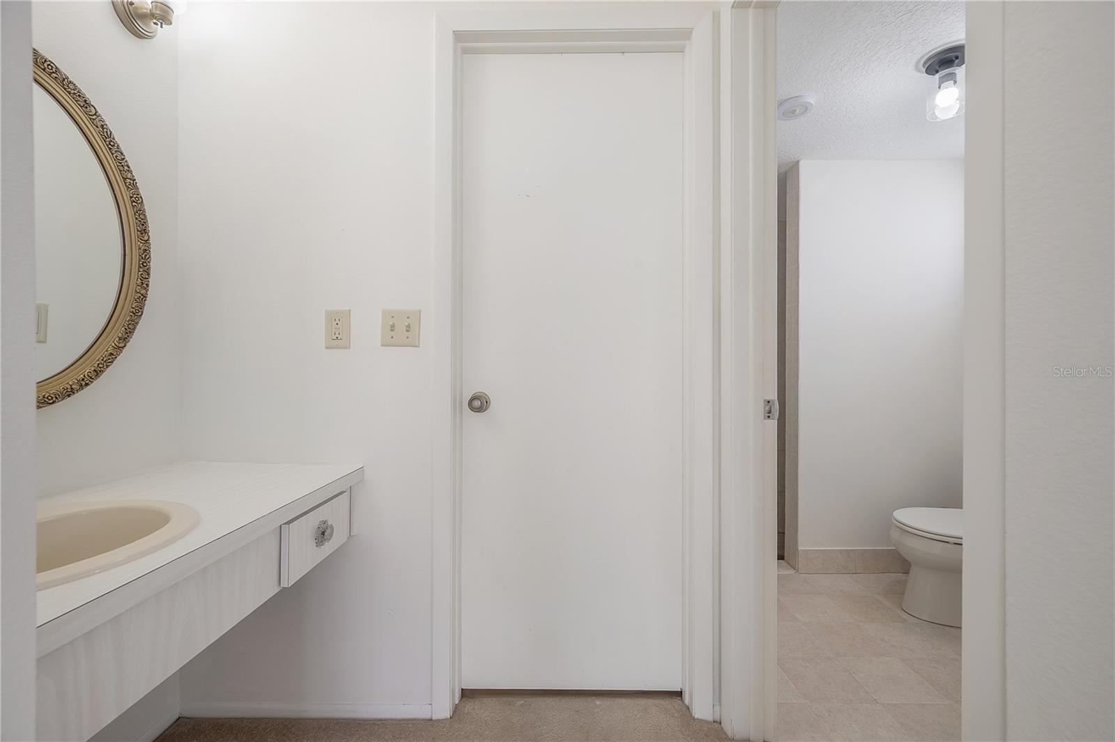 Listing photo id 7 for 4435 Sail Drive