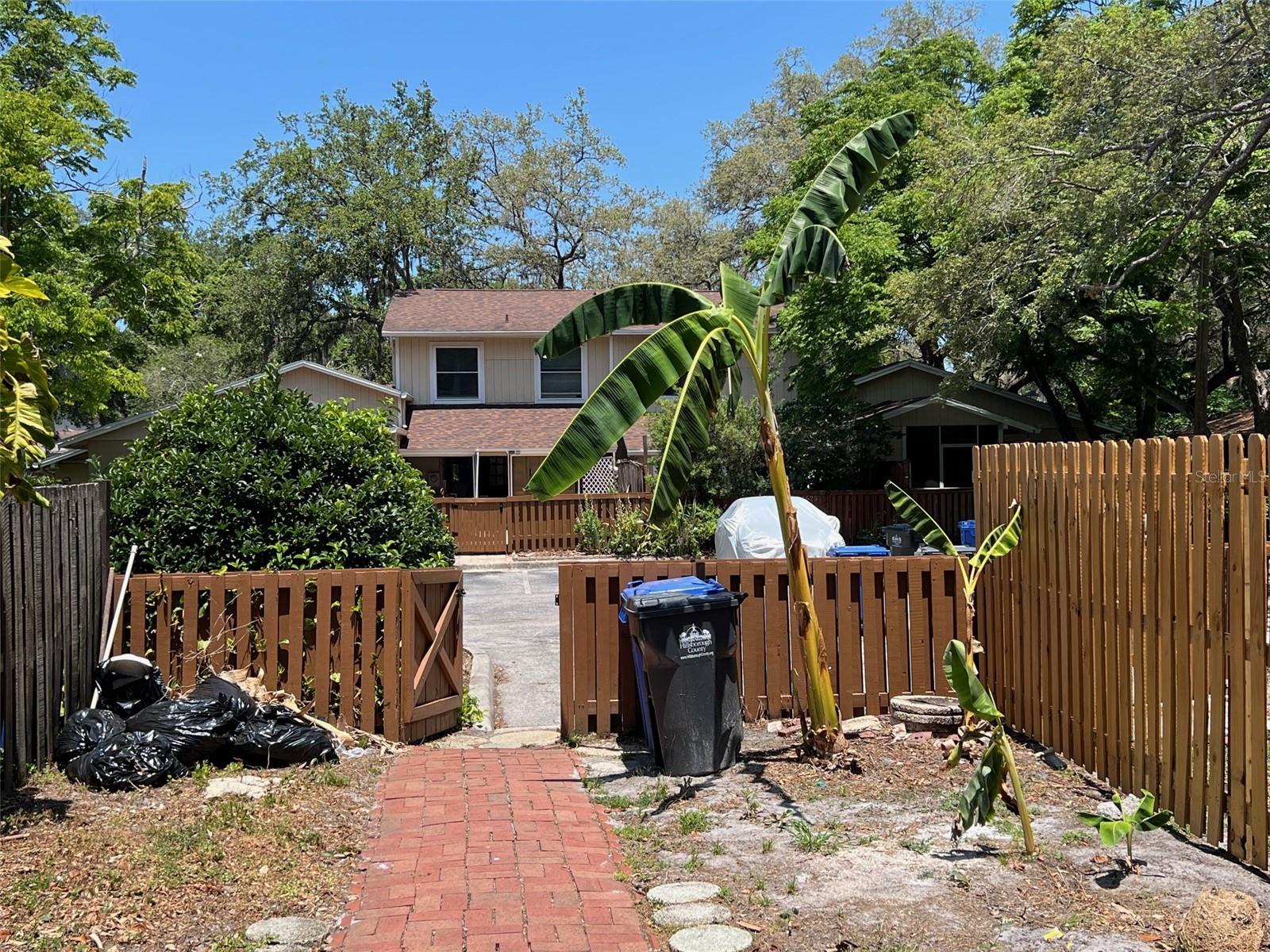 Listing photo id 1 for 14667 Pine Glen Creek 14667