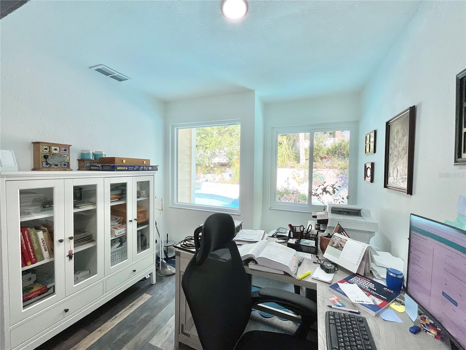Image 15 of 72 For 1330 Belcher Drive