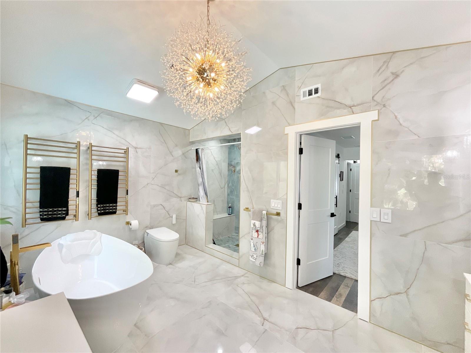 Image 37 of 72 For 1330 Belcher Drive