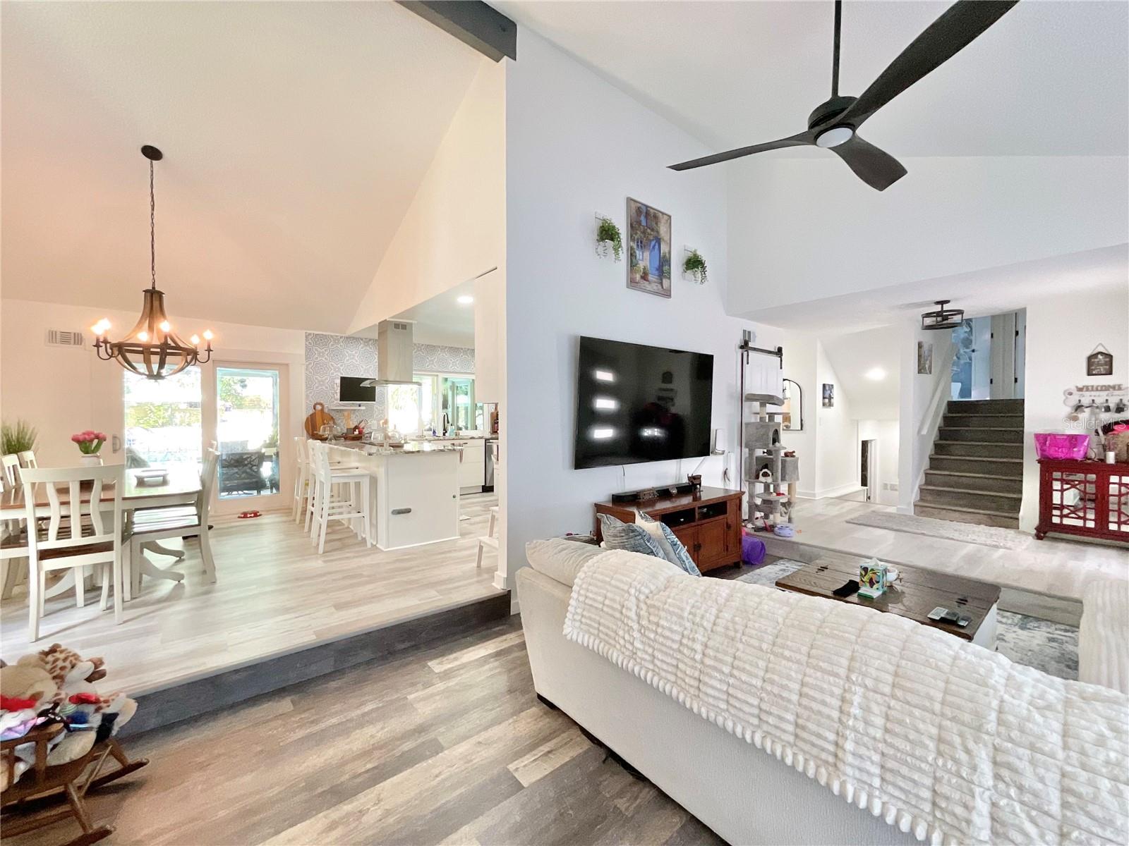 Image 7 of 72 For 1330 Belcher Drive