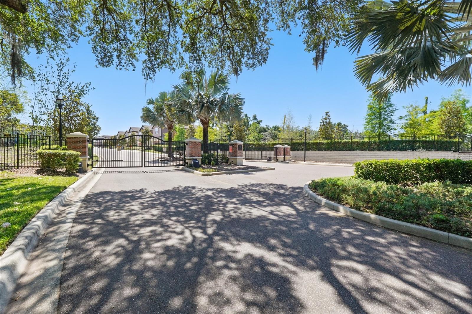 Listing photo id 2 for 5024 Sylvester Loop