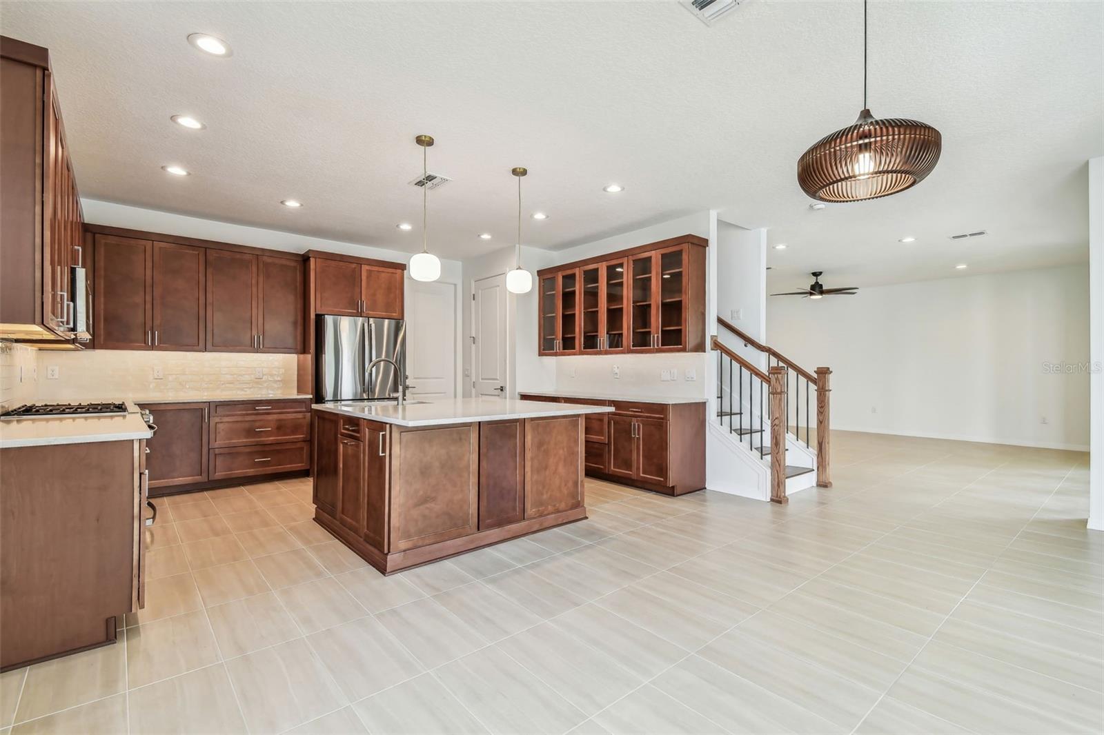 Image 13 of 41 For 511 Roanoke Street