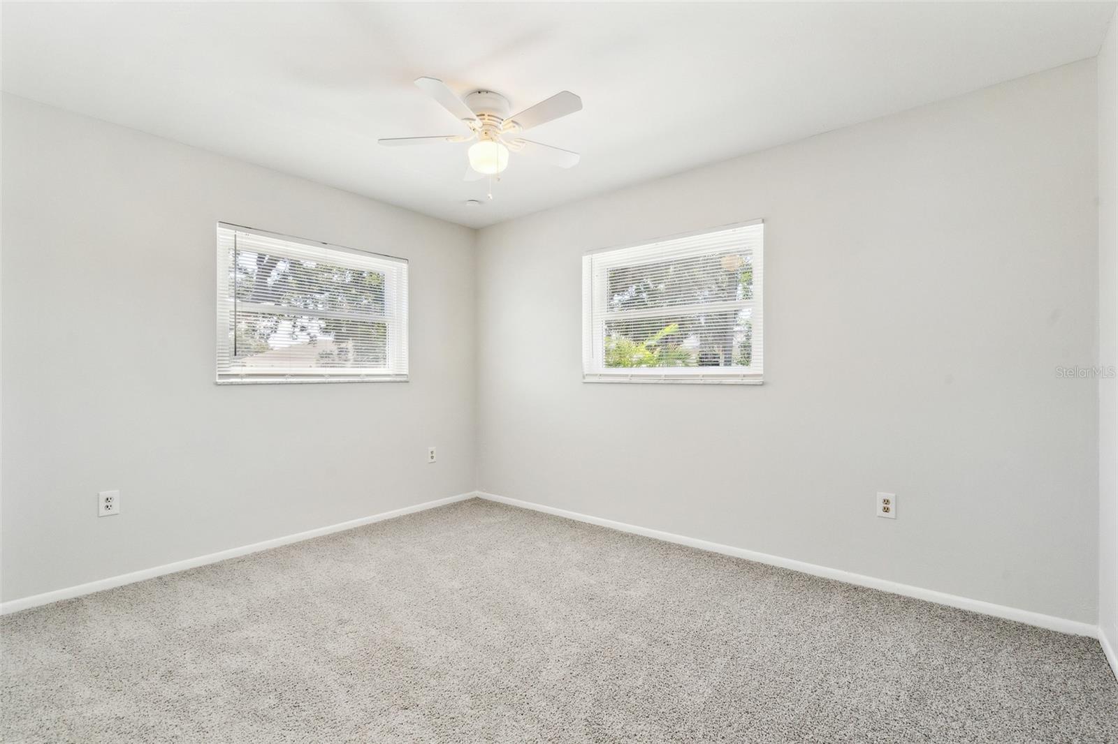 Image 11 of 21 For 315 Dorchester Drive