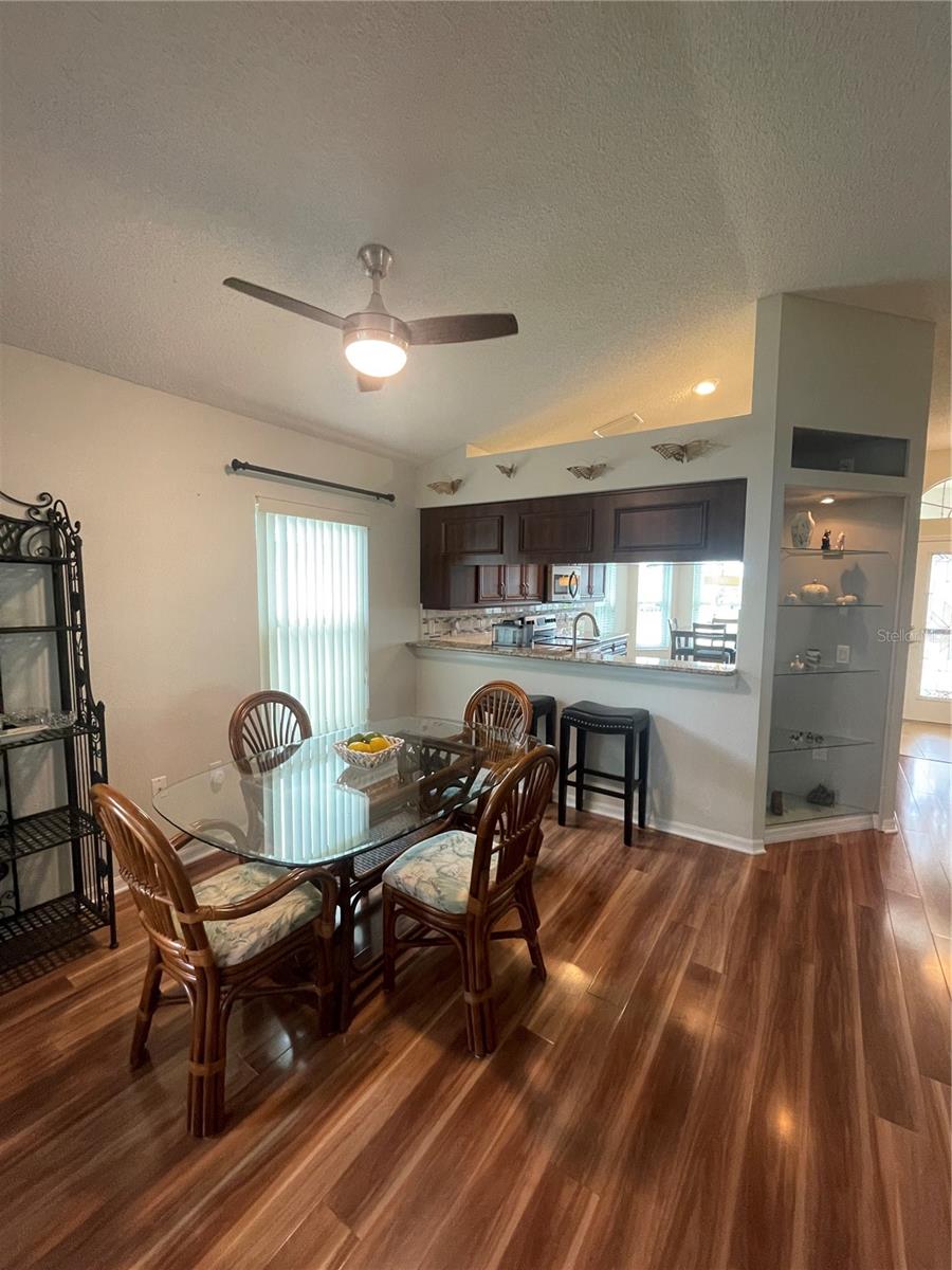 Image 10 of 31 For 11240 Hollander Ave