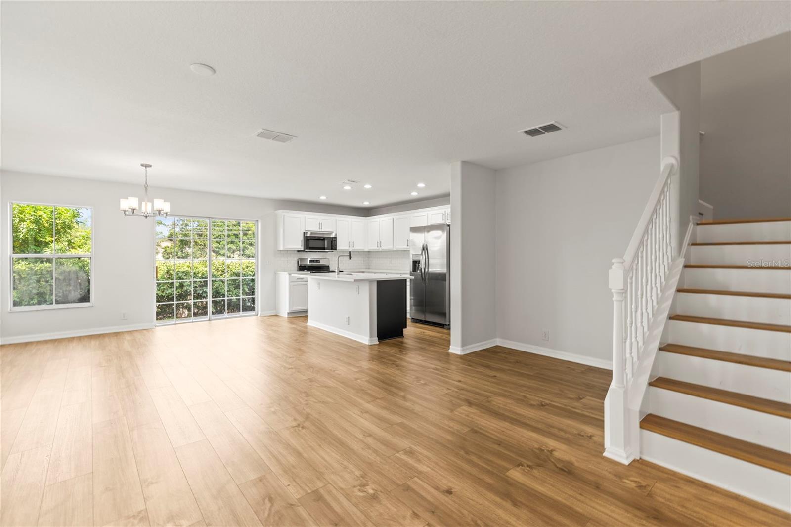 Image 11 of 30 For 2032 Sunset Meadow Drive