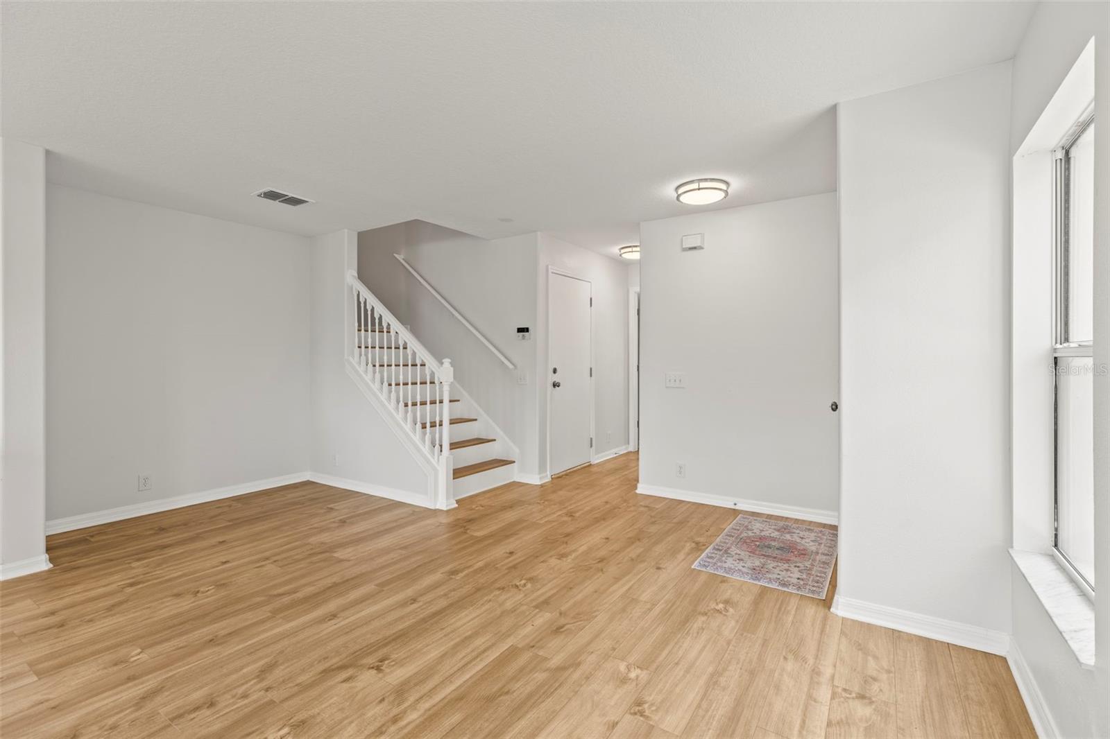 Image 16 of 30 For 2032 Sunset Meadow Drive