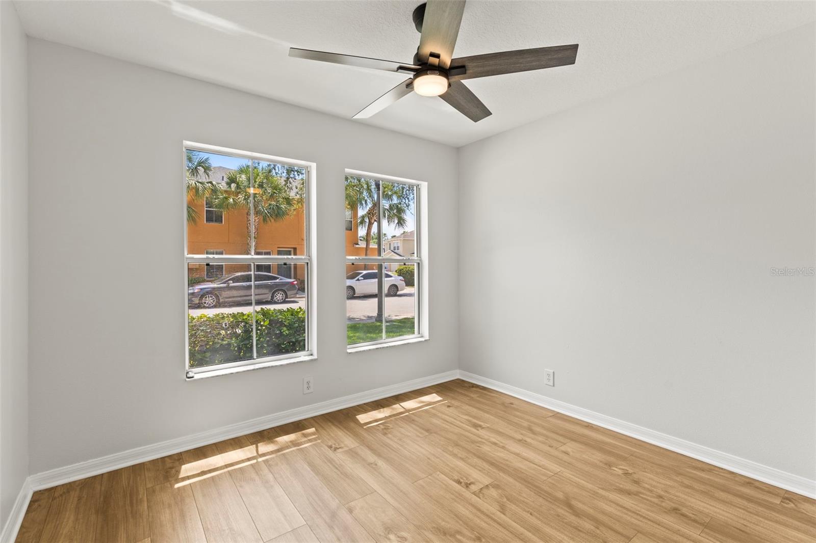 Image 18 of 30 For 2032 Sunset Meadow Drive