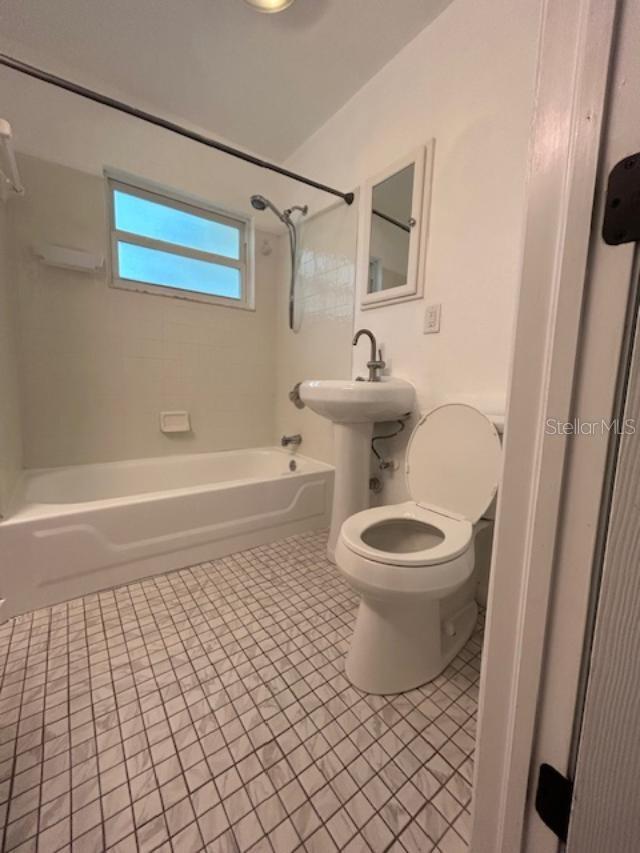 Image 6 of 17 For 11127 Mahin Lane
