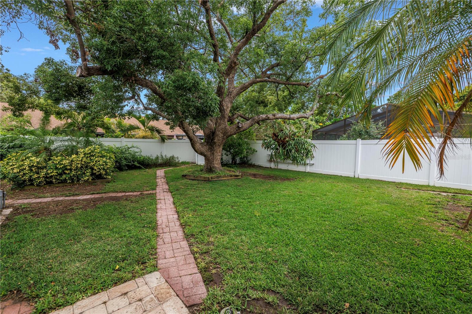 Image 19 of 28 For 9674 104th Avenue