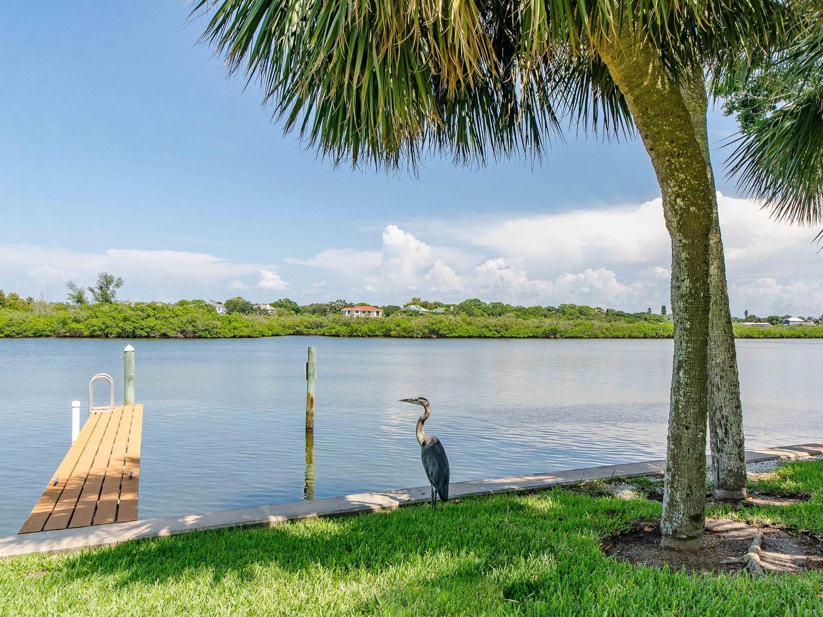 Image 33 of 46 For 19451 Gulf Boulevard 404