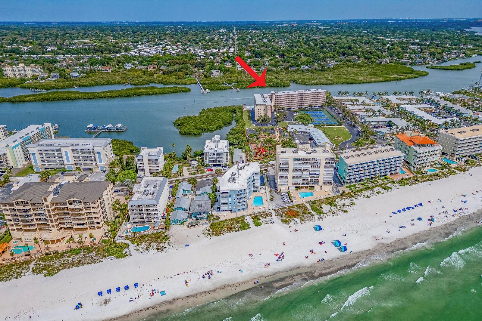 Image 39 of 46 For 19451 Gulf Boulevard 404
