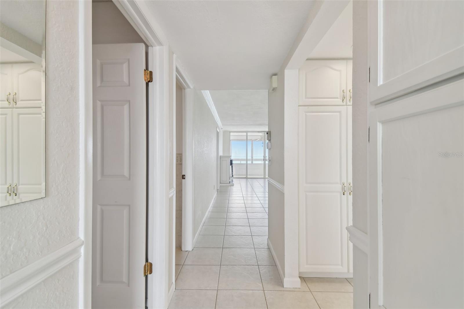 Image 11 of 51 For 17900 Gulf Boulevard 16c