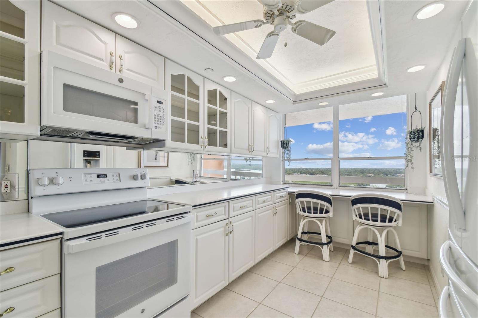 Image 14 of 51 For 17900 Gulf Boulevard 16c