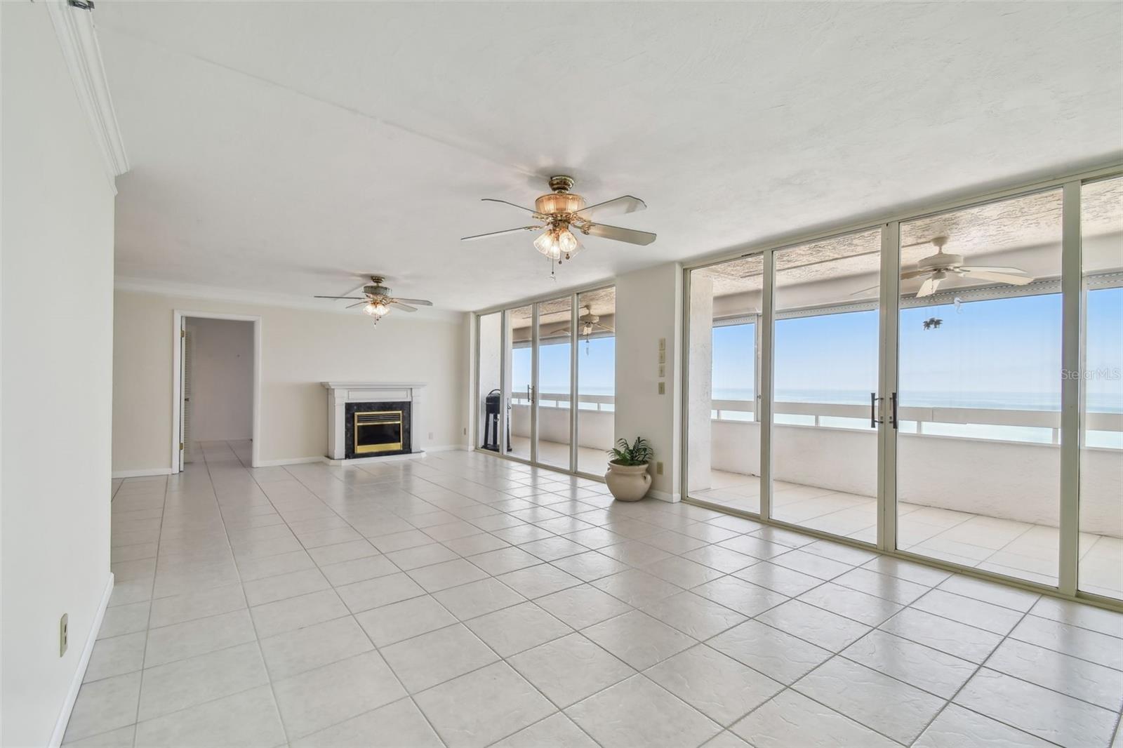 Image 24 of 51 For 17900 Gulf Boulevard 16c