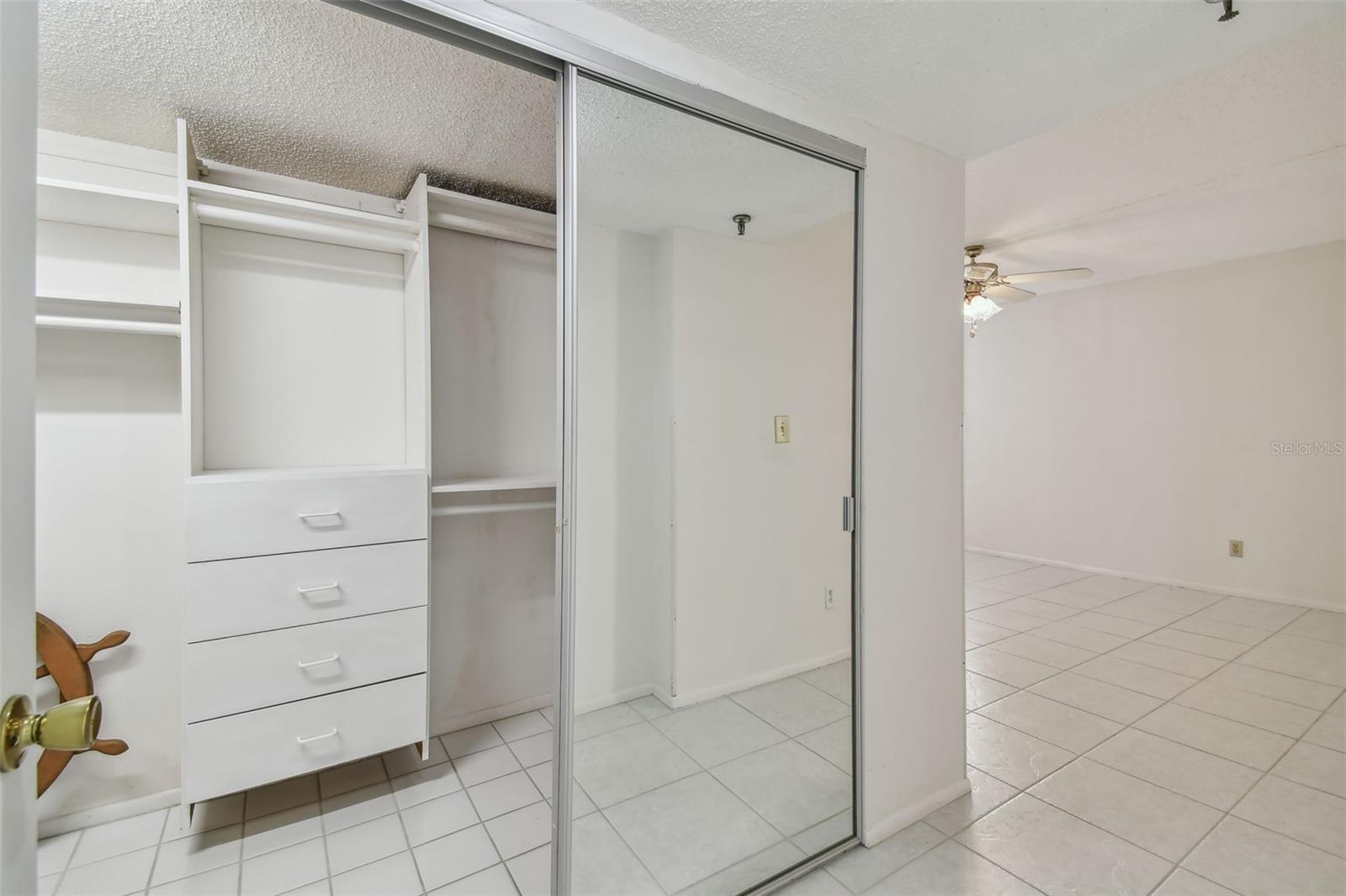 Image 29 of 51 For 17900 Gulf Boulevard 16c