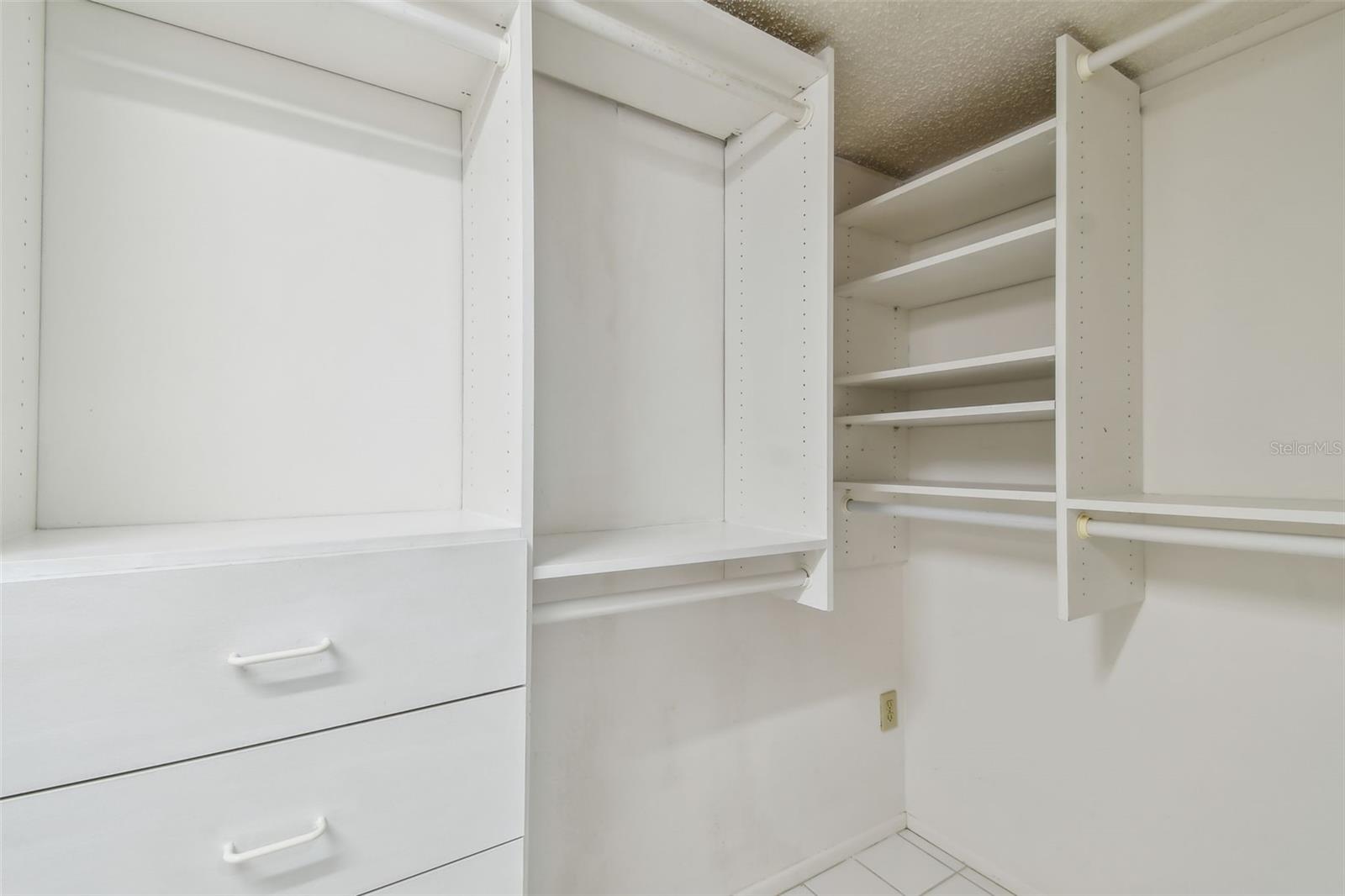 Image 31 of 51 For 17900 Gulf Boulevard 16c