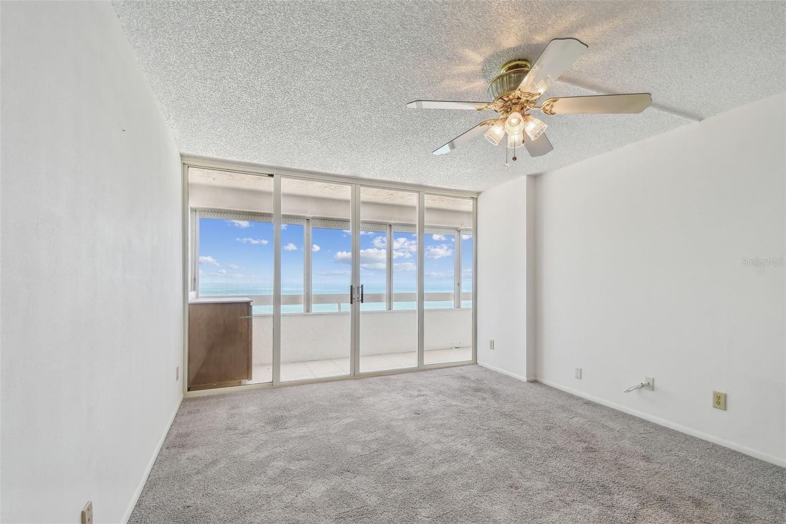 Image 37 of 51 For 17900 Gulf Boulevard 16c