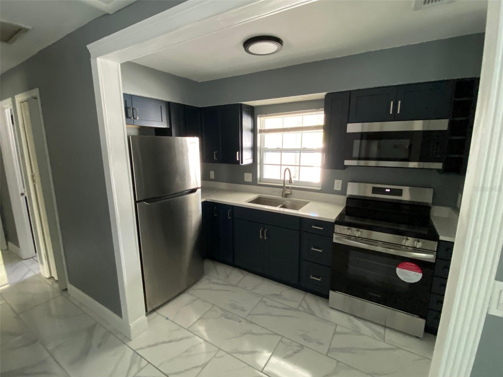 Image 7 of 15 For 1810 Osborne Avenue