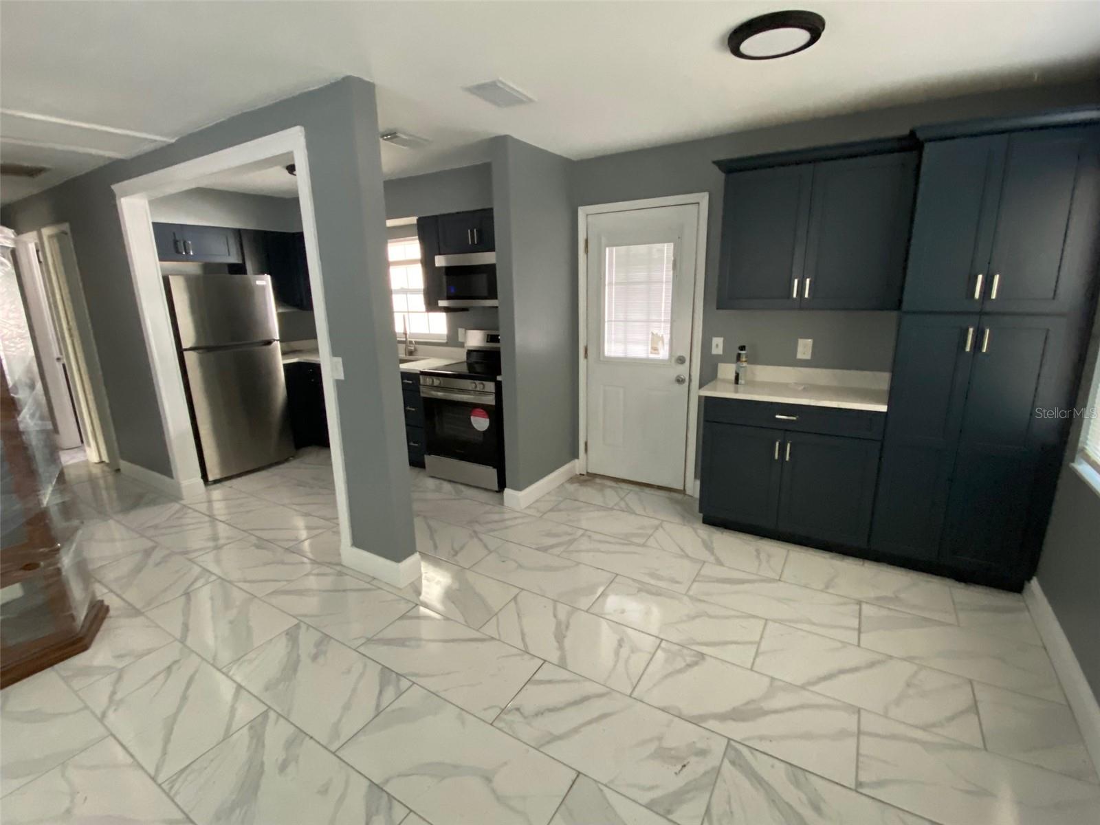 Image 8 of 15 For 1810 Osborne Avenue