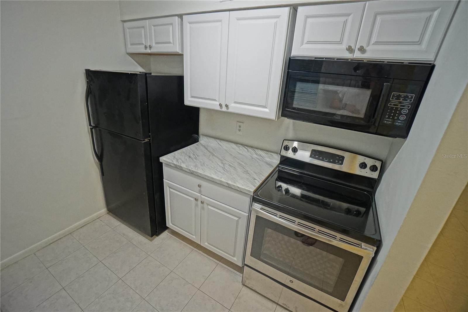 Image 5 of 22 For 9203 Tudor Drive N201