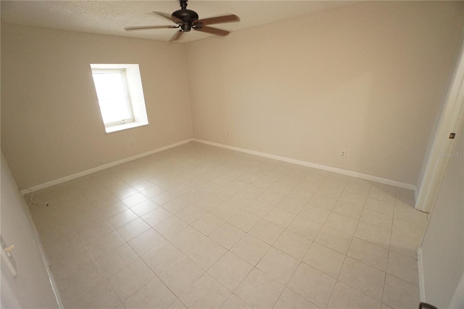 Image 9 of 22 For 9203 Tudor Drive N201