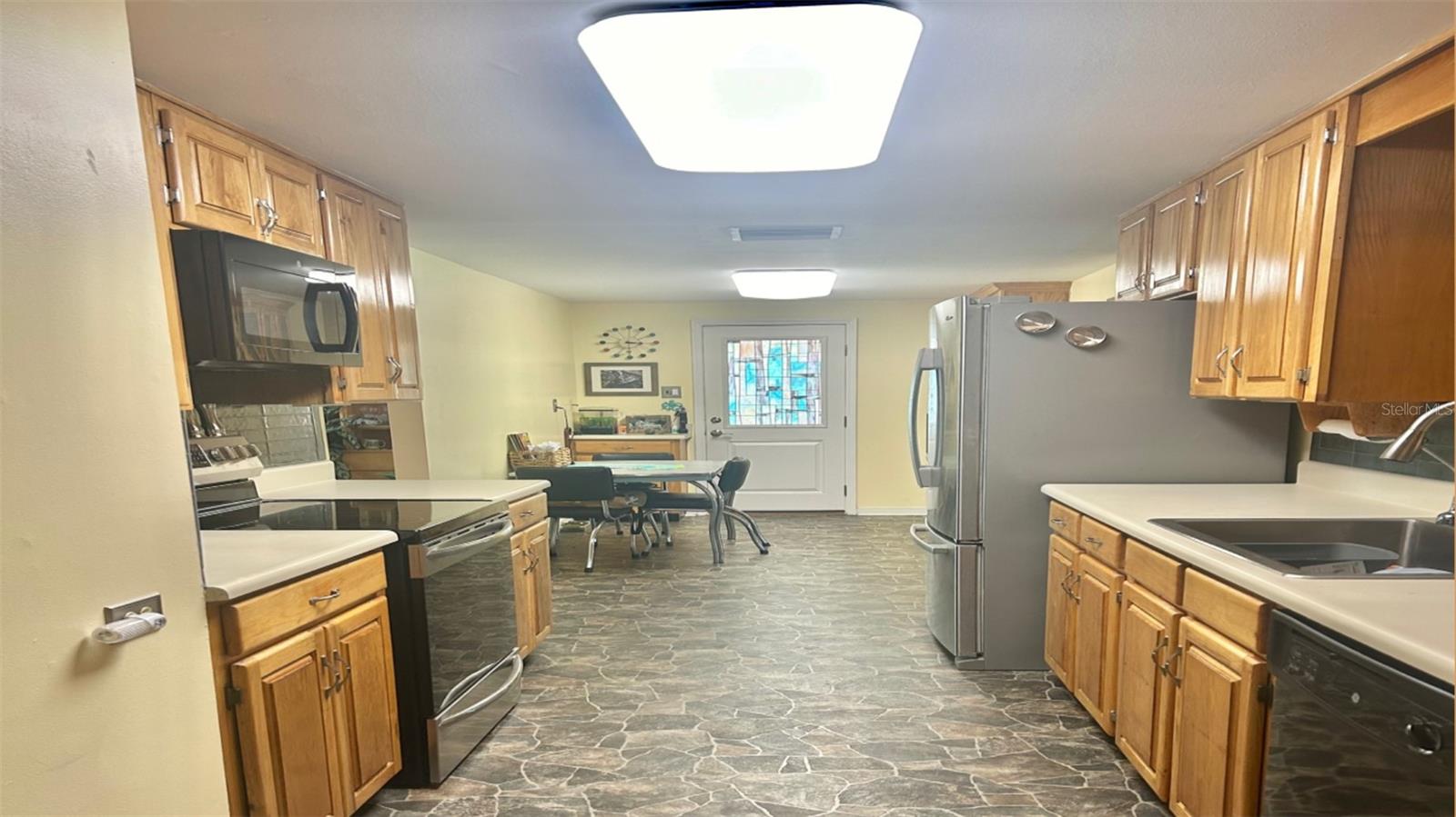 Image 12 of 37 For 406 2nd Street Sw