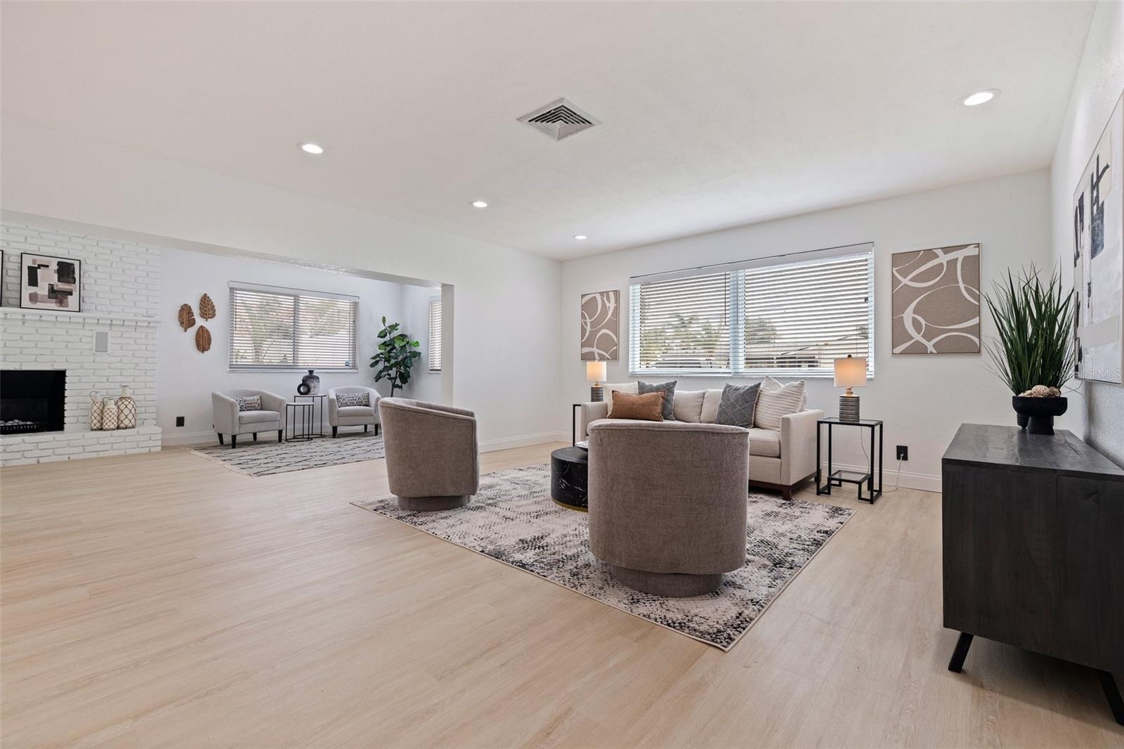 Image 12 of 44 For 8296 33rd Avenue N