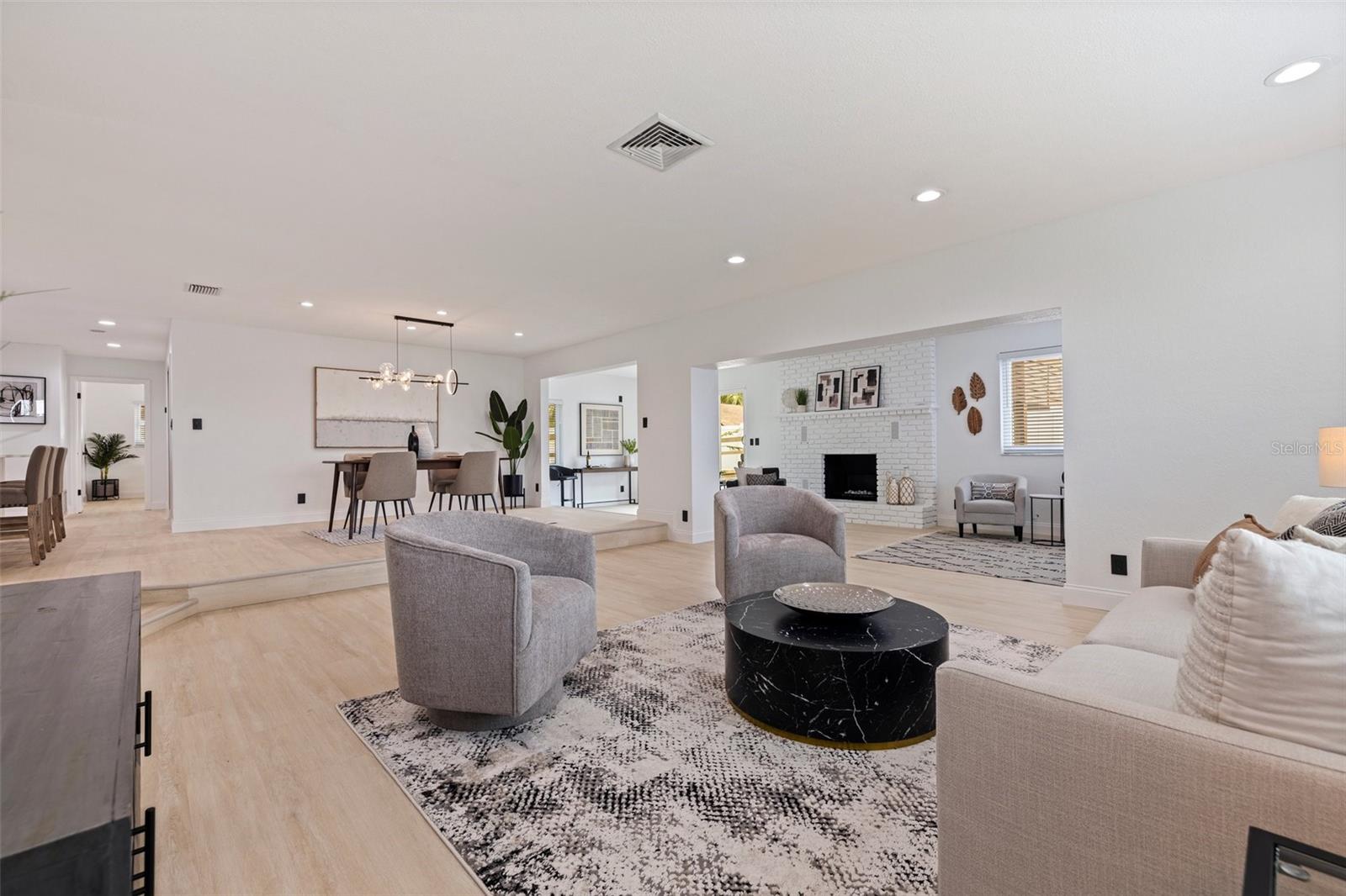 Image 13 of 44 For 8296 33rd Avenue N