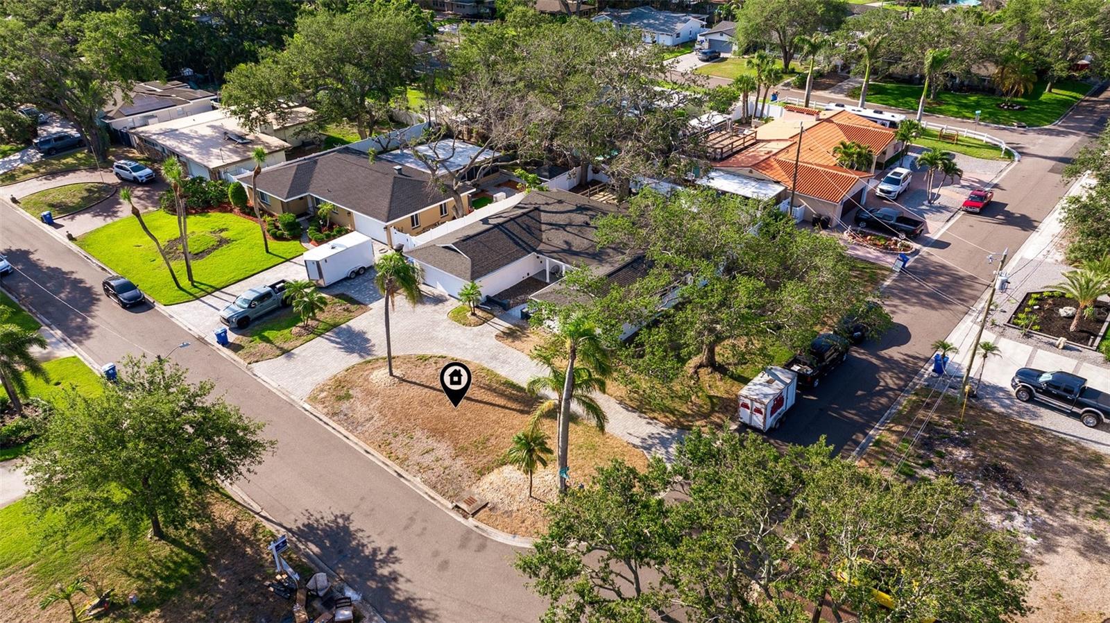 Image 36 of 44 For 8296 33rd Avenue N