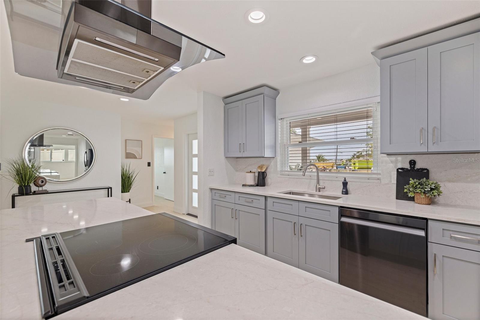 Image 9 of 44 For 8296 33rd Avenue N