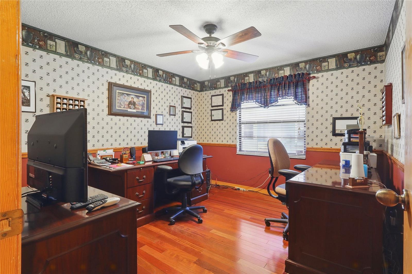 Image 14 of 35 For 14168 Fennsbury Drive