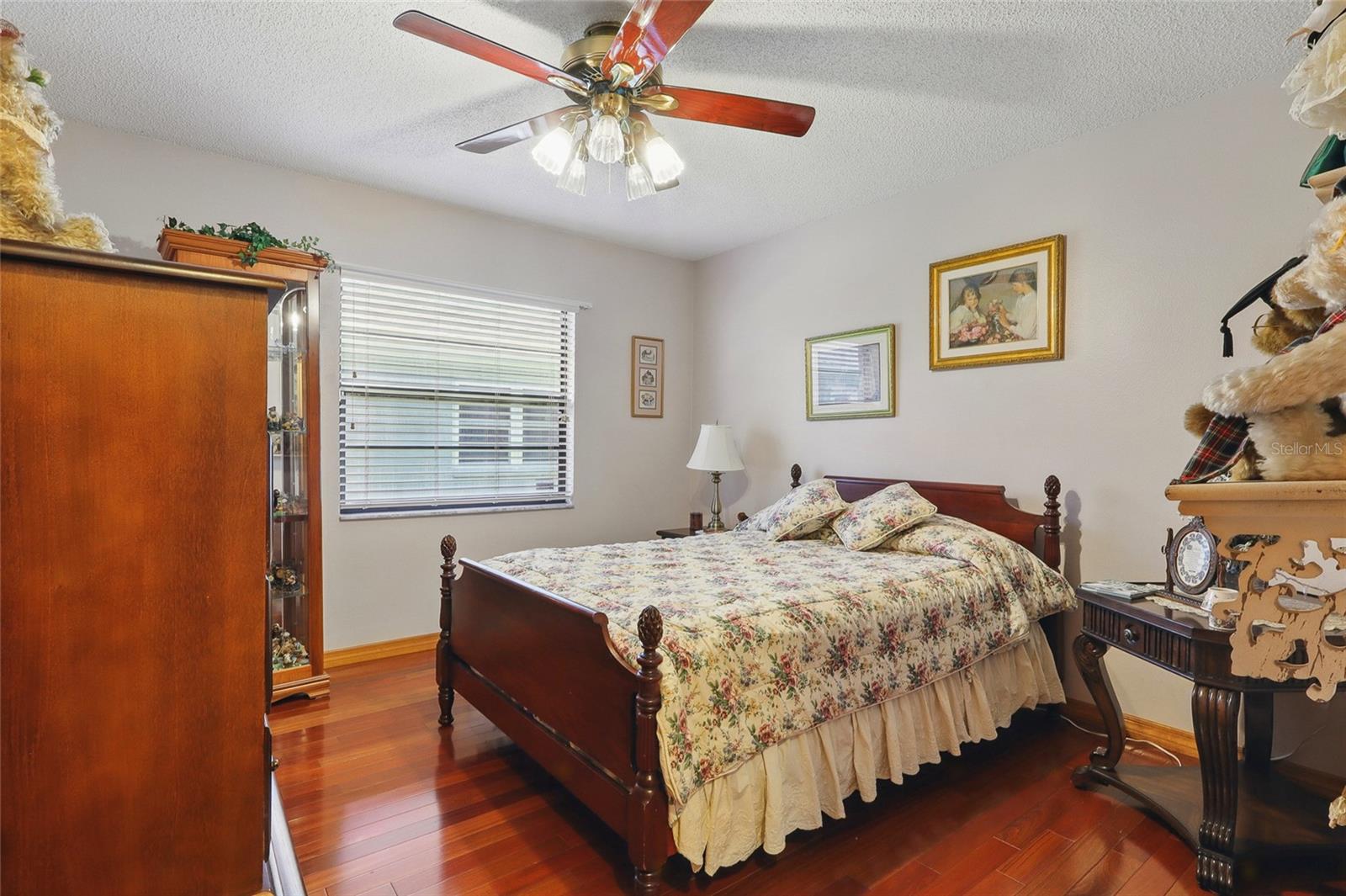 Image 15 of 35 For 14168 Fennsbury Drive