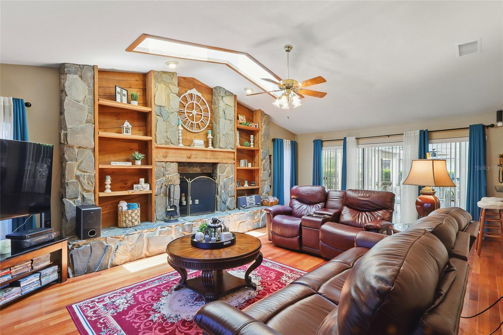 Image 17 of 35 For 14168 Fennsbury Drive