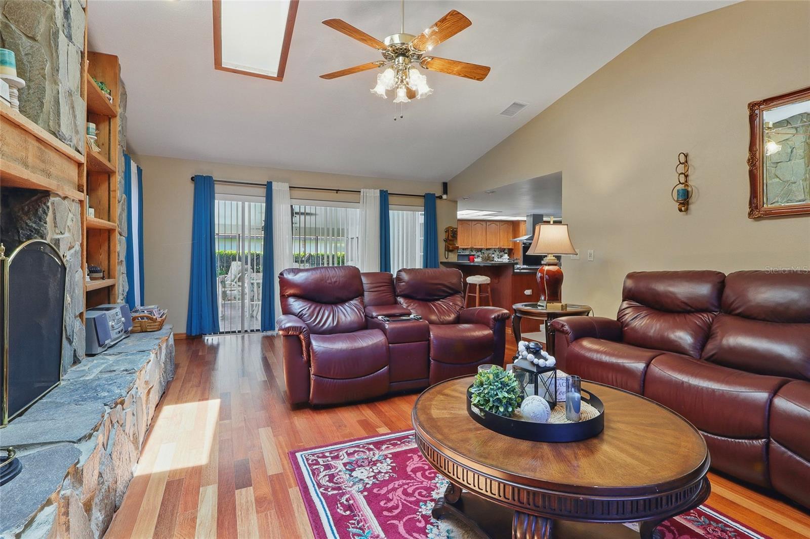 Image 18 of 35 For 14168 Fennsbury Drive